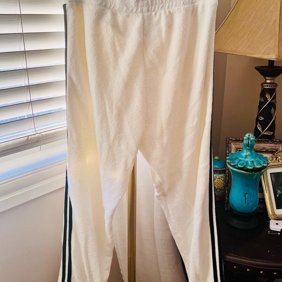 PINK by Victoria’s Secret Reverse Fleece Sweatpants in Ivory and Black, Sz L - Picture 4 of 7